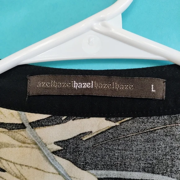 Hazel Robe - Picture 3 of 3